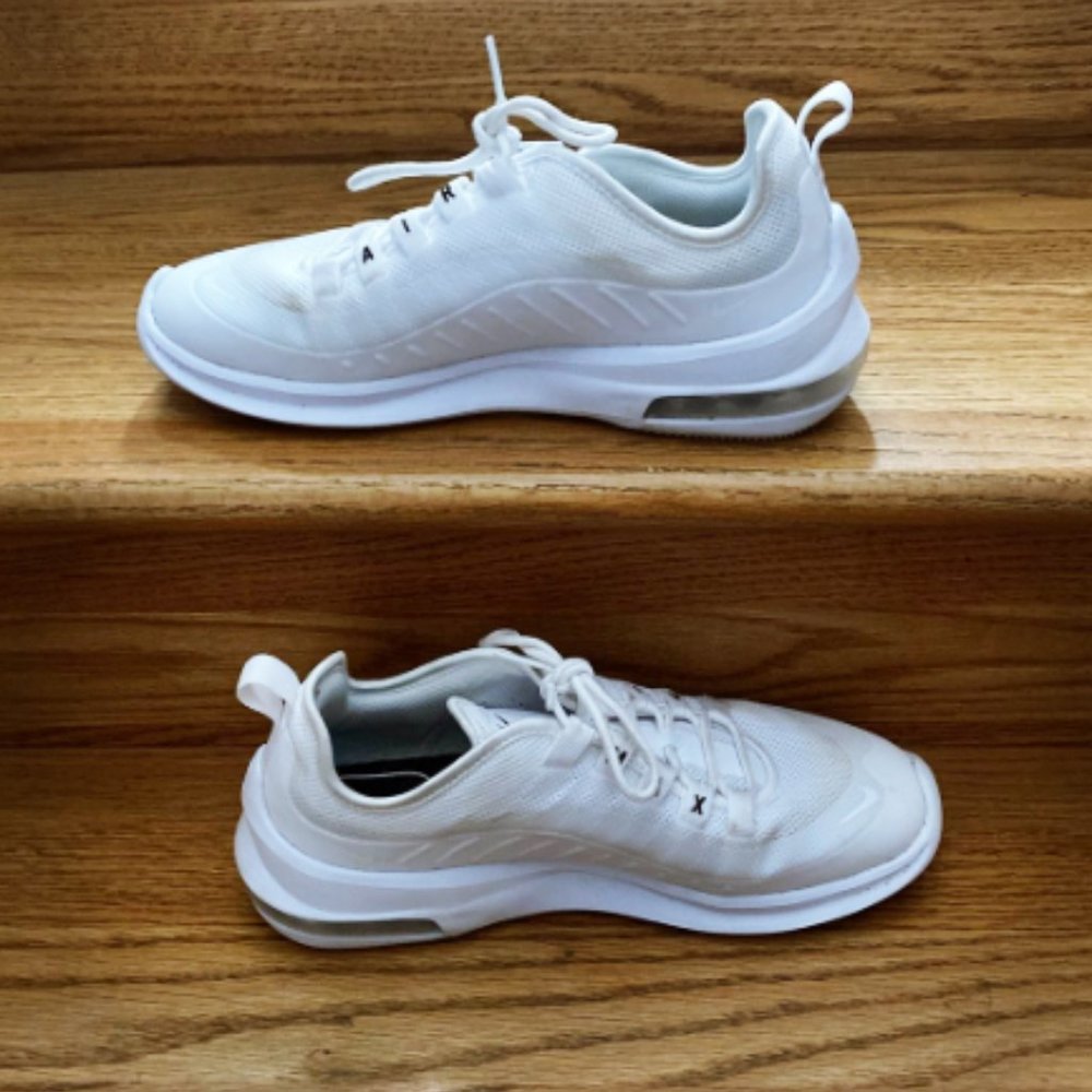 💫 SALE ⭐ Nike Air Max White Sneakers Size 8 - Picture 3 of 3